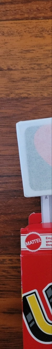 UNO Card Game - Red Box - Picture 2 of 3